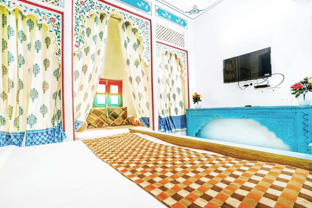 Premium Jharokha Room - Photo 6