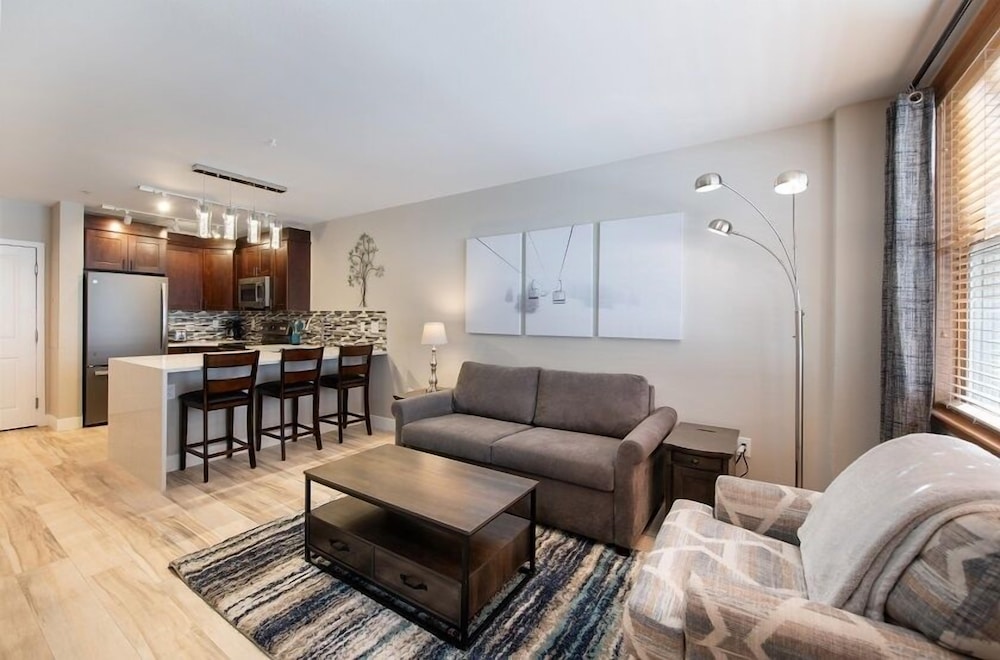 Condo, 1 Bedroom