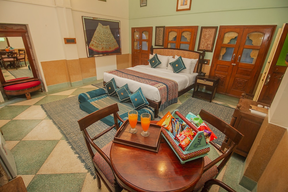 Royal Room