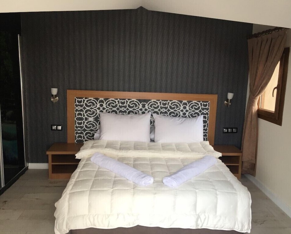Economy Double Room photo 1