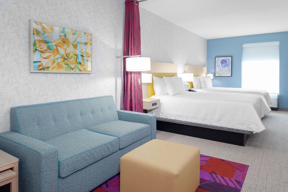 Studio, 2 Queen Beds, Accessible (Mobility & Hearing, Roll-in Shower)