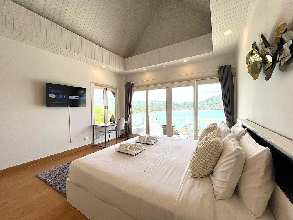 Panoramic Villa, 3 Bedrooms, Non Smoking, Kitchen photo 2