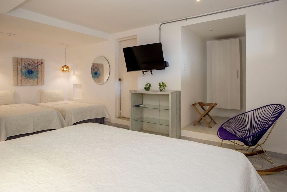 Superior Room - Photo 7