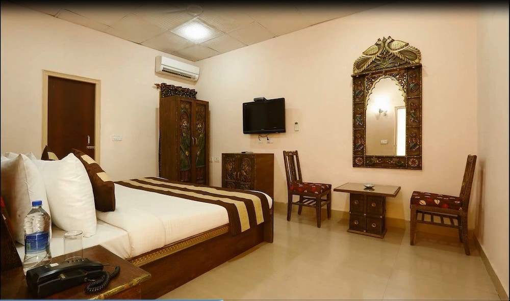 Super Deluxe Room