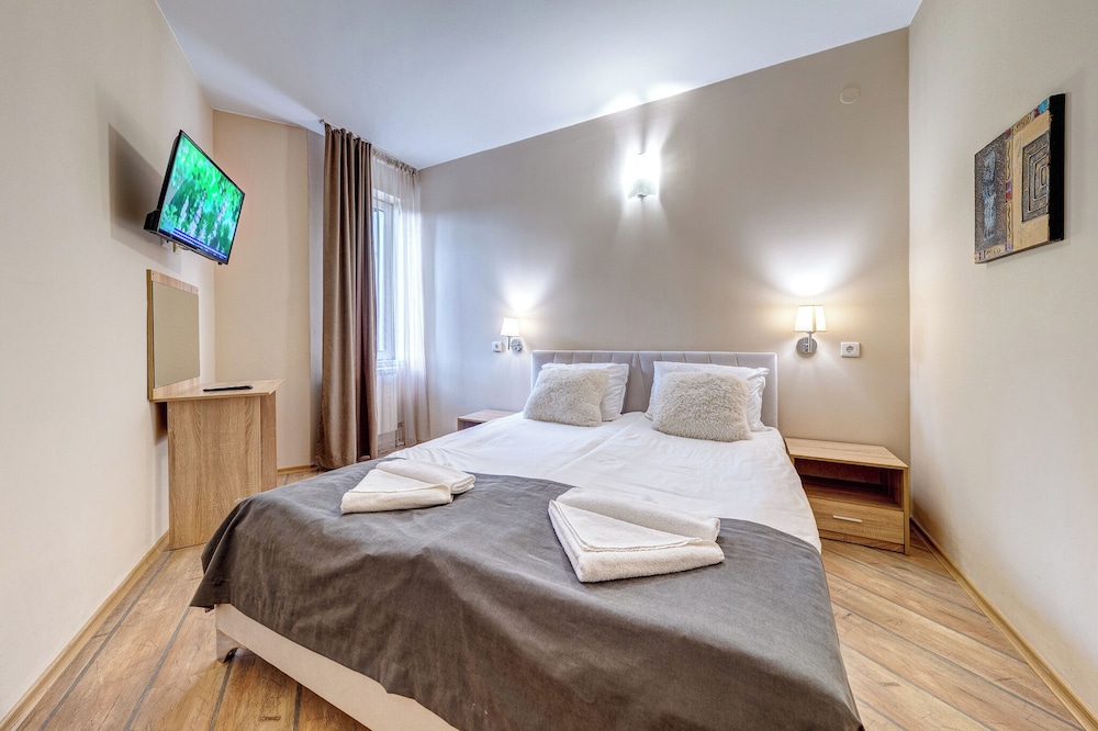 Standard Apartment, Mountain View