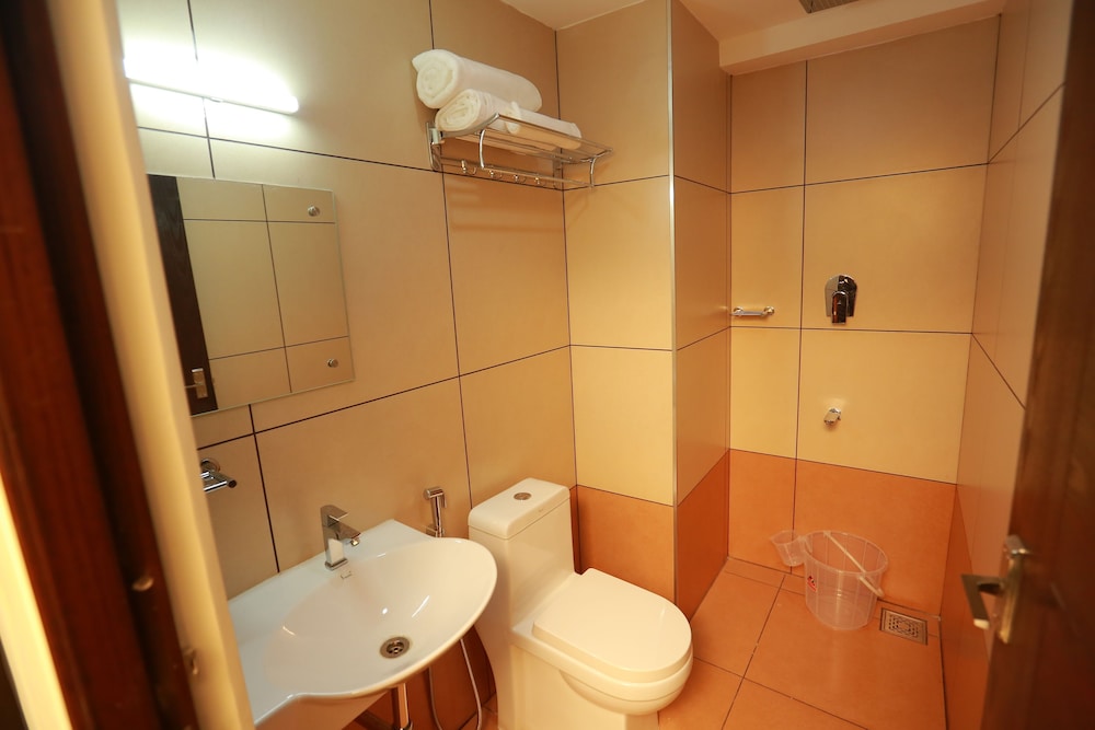 Family Suite, 2 Queen Beds, Accessible, City View photo 3