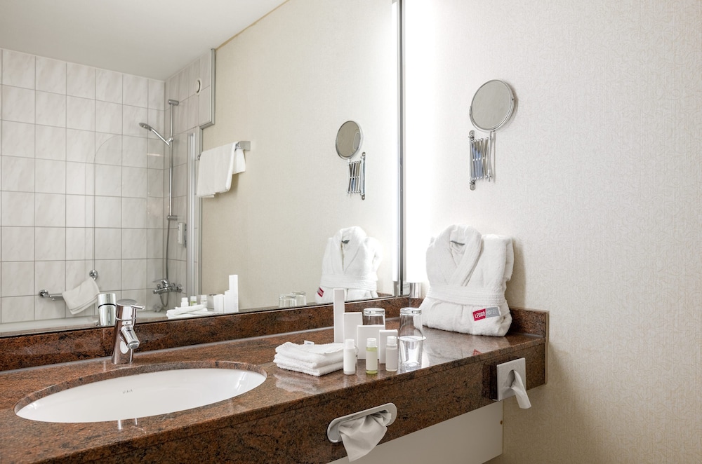 Business Suite photo 2