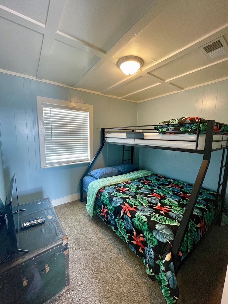 Grand Suite, 4 Bedrooms, 2 Bathrooms, Oceanfront photo 2