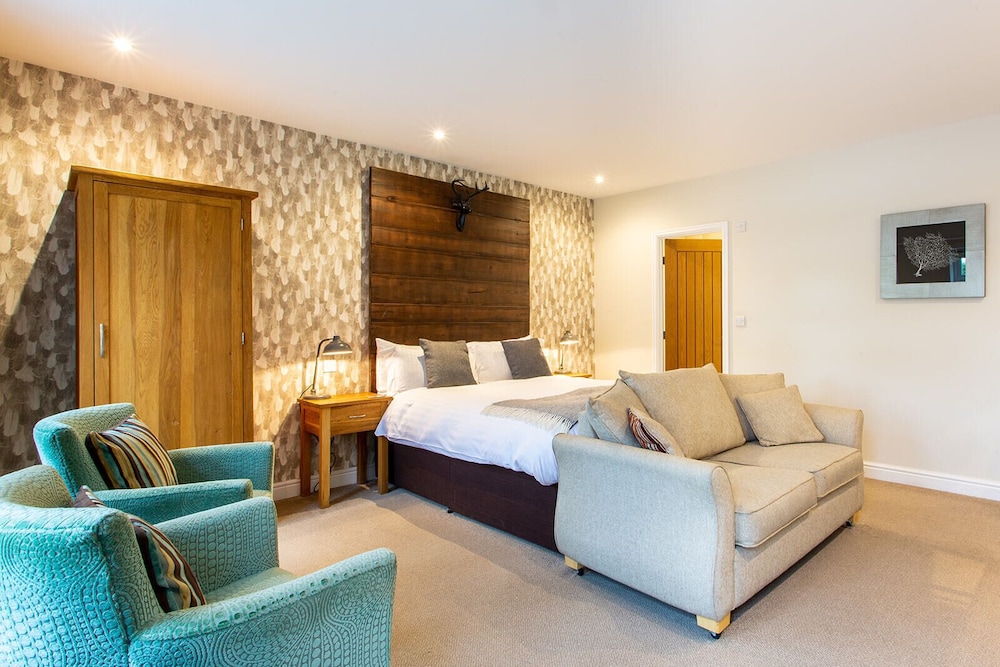Premier Double or Twin Room, Room Two photo 3