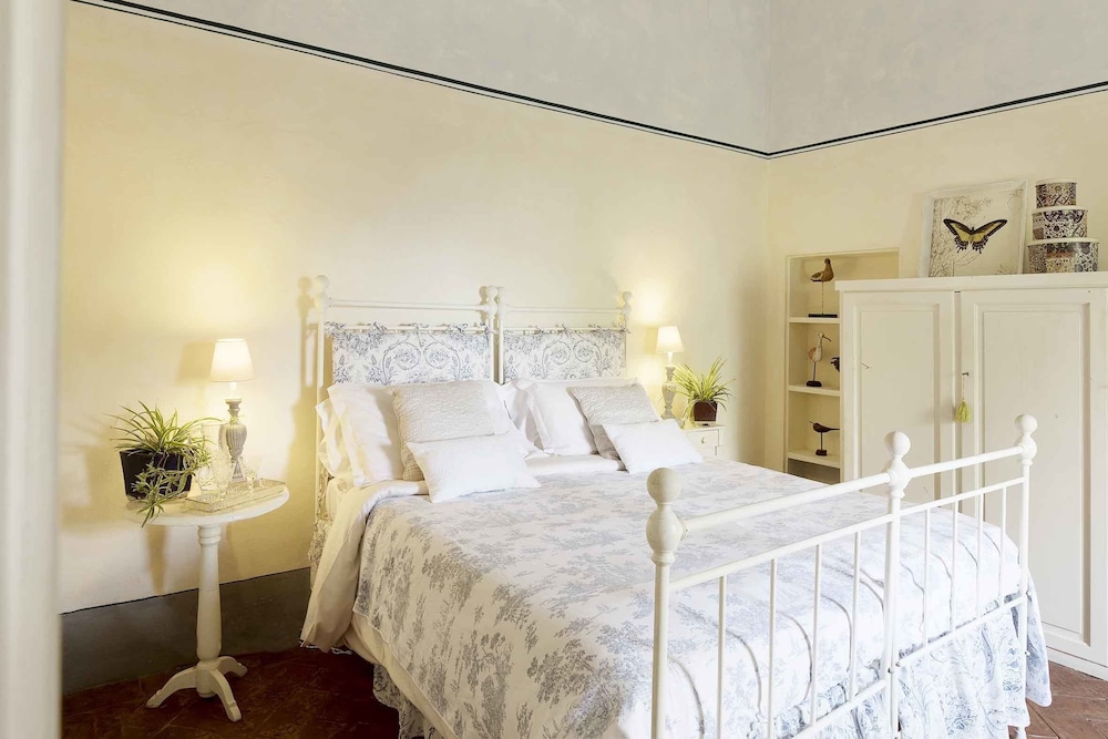 Classic Double Room, Bay View (Private External Bathroom) photo 3