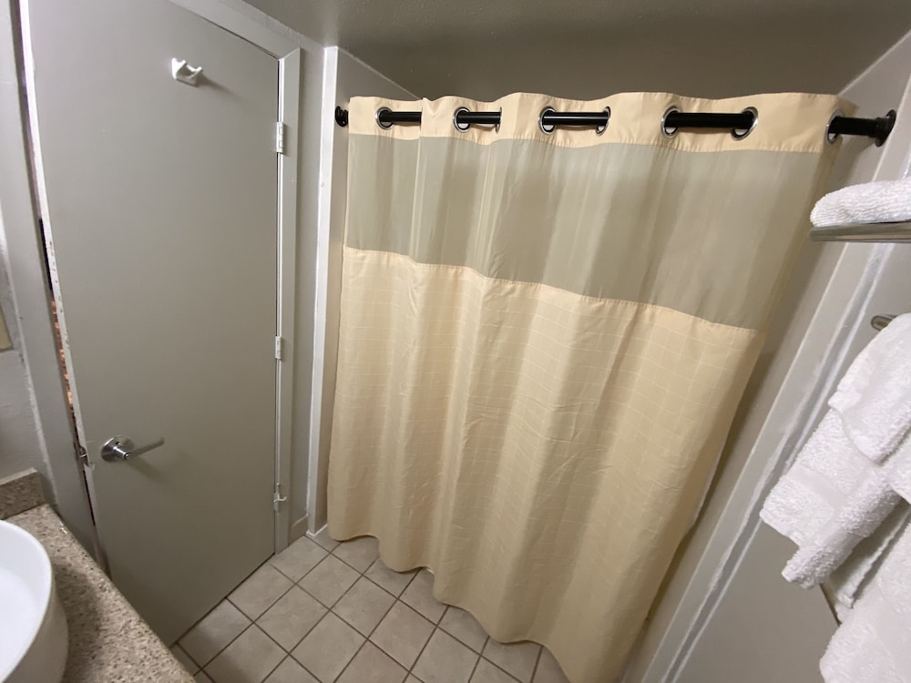 Superior Double Room, 2 Double Beds, Non Smoking, photo 6