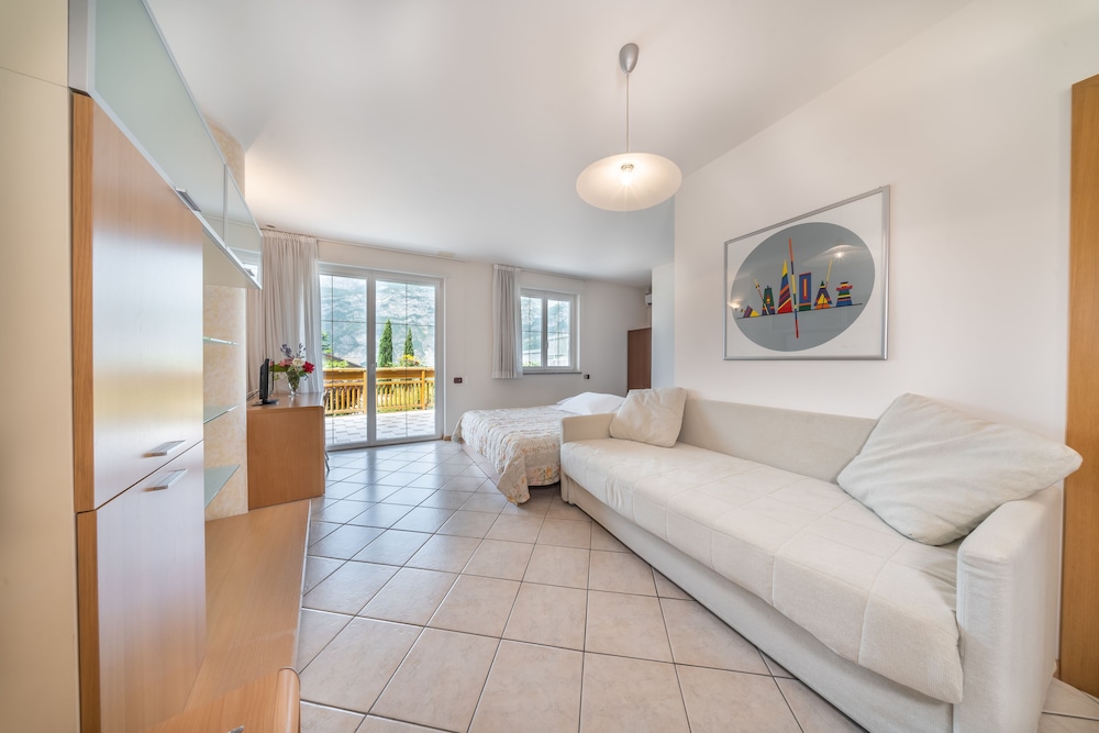 Superior Double Room - Photo 3
