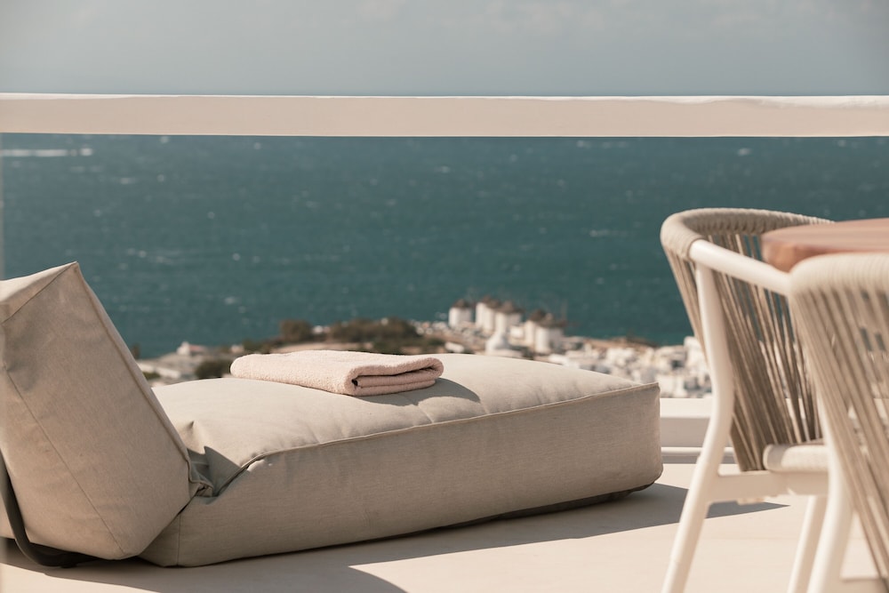 Honeymoon Suite, Private Pool, Sea View - Photo 6