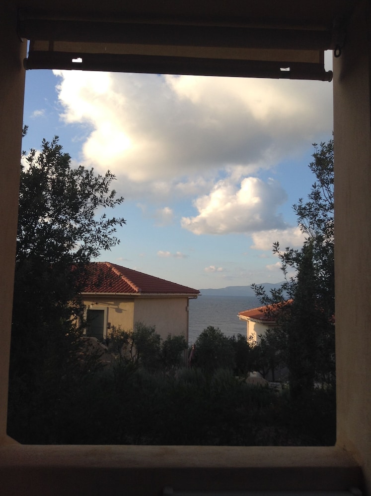 Executive Double Room, Garden View - Photo 4
