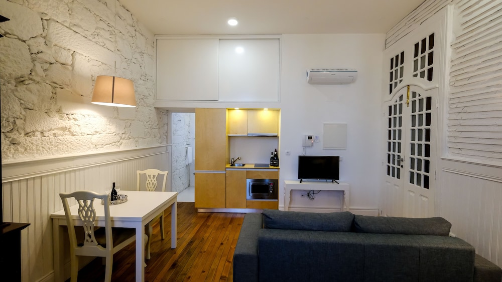 Deluxe Loft, 1 Double Bed, Garden View photo 3