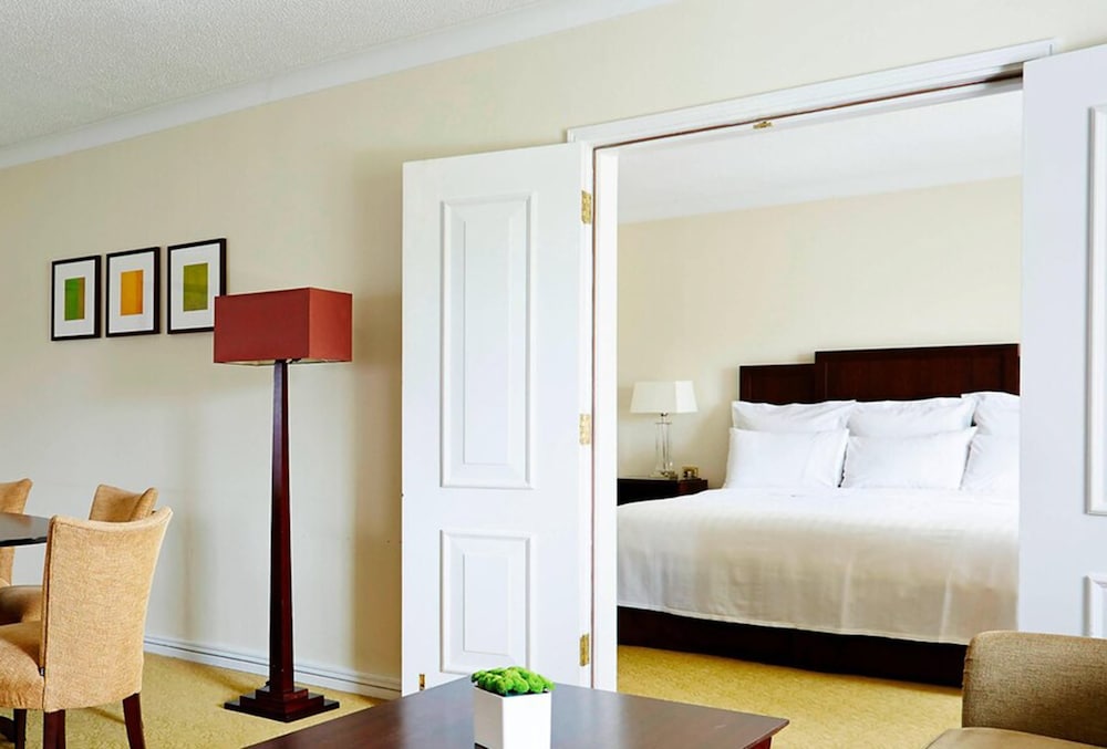 Suite, 1 Bedroom photo 2