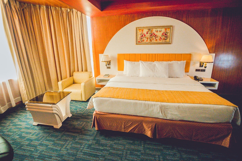 Presidential Room