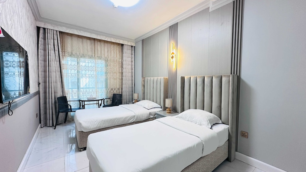 Standard Double Room, 2 Twin Beds photo 1