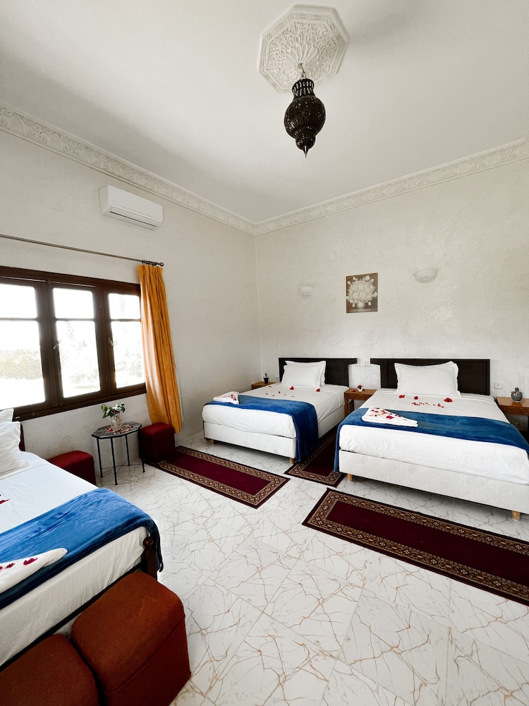 Standard Triple Room, Garden View photo 1