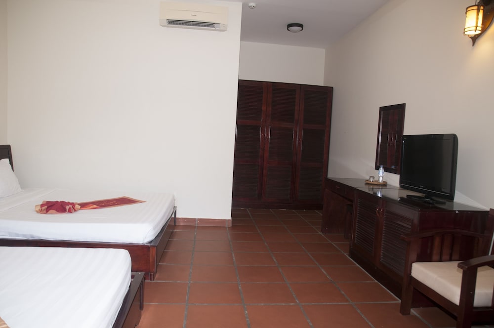Deluxe Room, Garden View - Photo 4