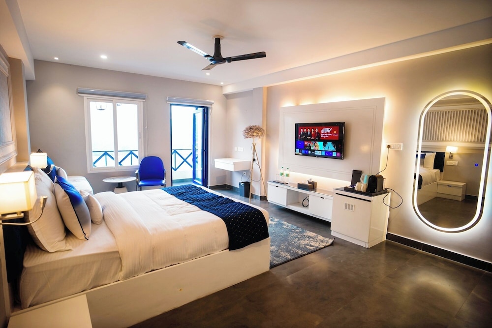Executive Double Room, Lake View