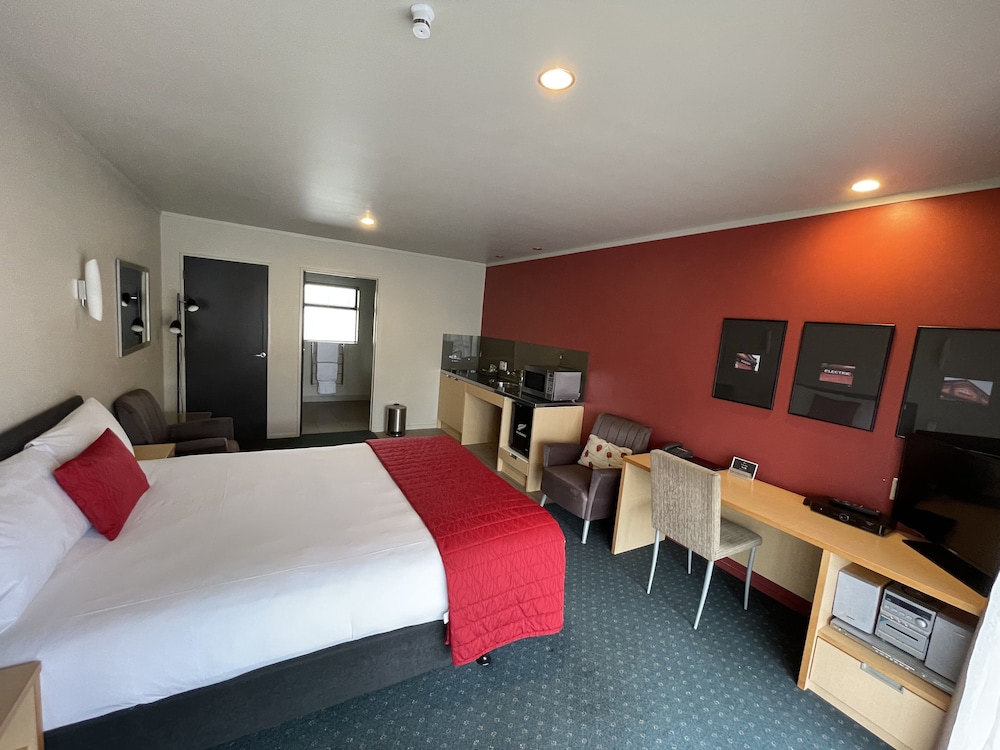 Standard Room, Accessible (Studio) photo 1