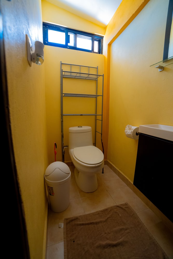 Luxury Double Room, 1 King Bed, Sea View, Beachfront photo 2
