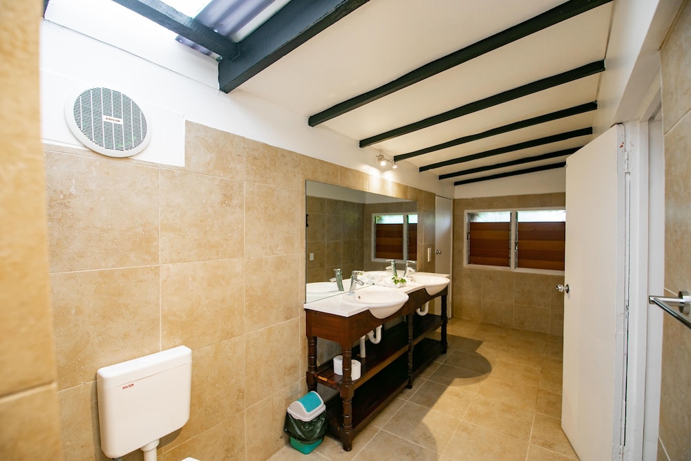 Deluxe Seaside Bure (children 2 Years Above)