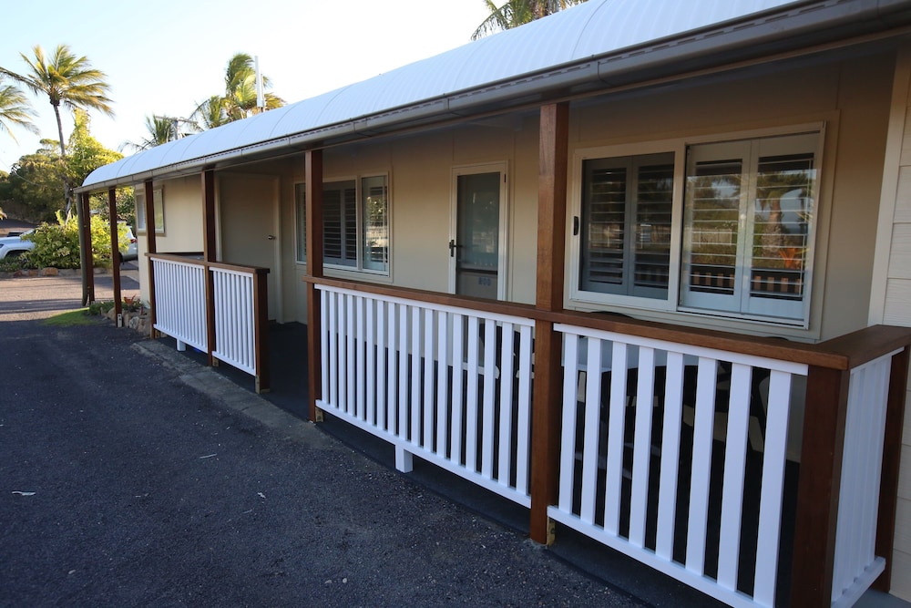 Deluxe Cottage, 2 Bedrooms, Non Smoking, Partial Ocean View photo 3