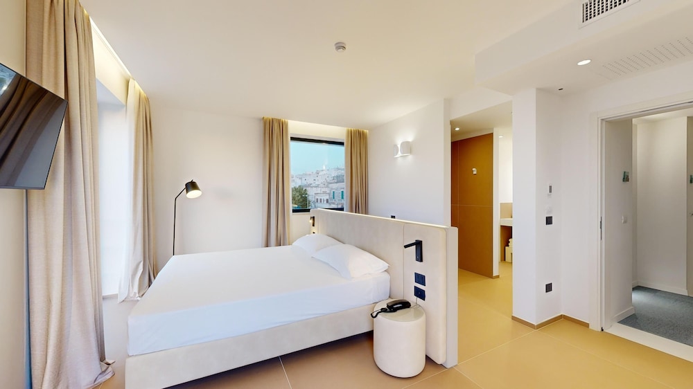 Superior Panoramic View Luxury Room photo 1