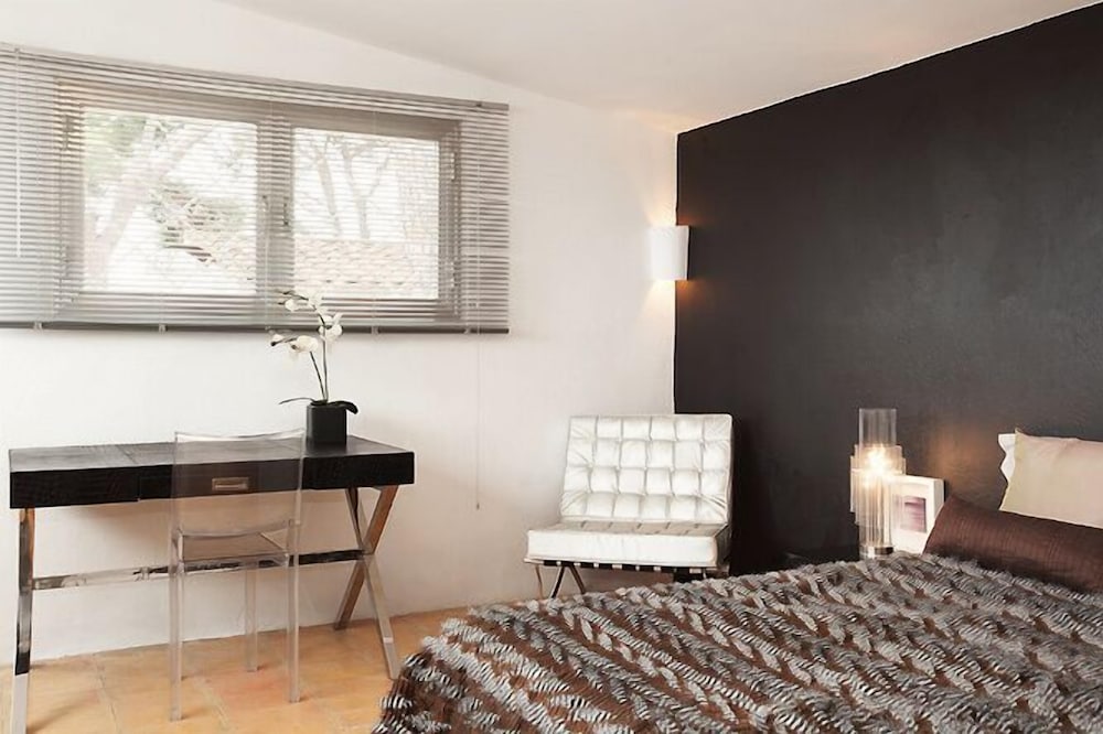 Room (Garbi) photo 3