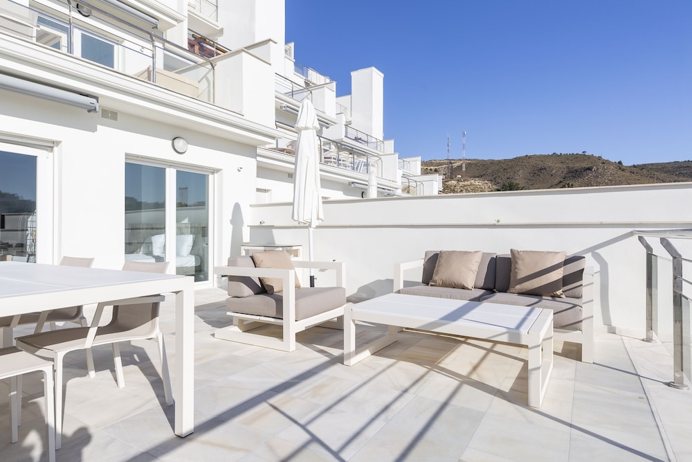 Deluxe Apartment, 1 Bedroom, Balcony, Partial Ocean View (Caleta) Deluxe Apartment, 1 Bedroom, Balcony, Partial Ocean View (Caleta)
