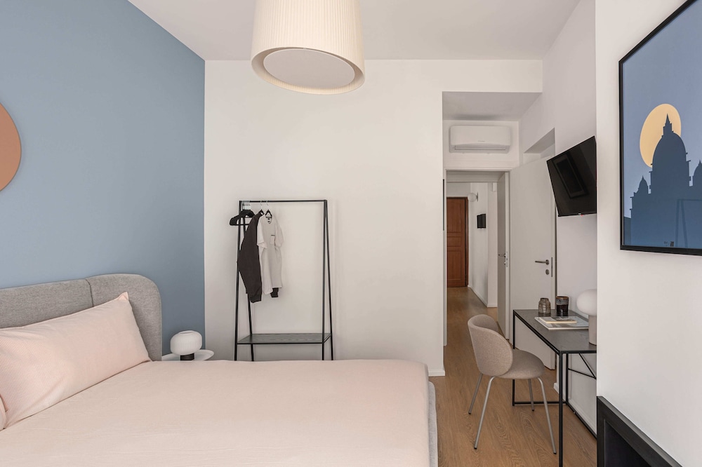 Zaffiro Room