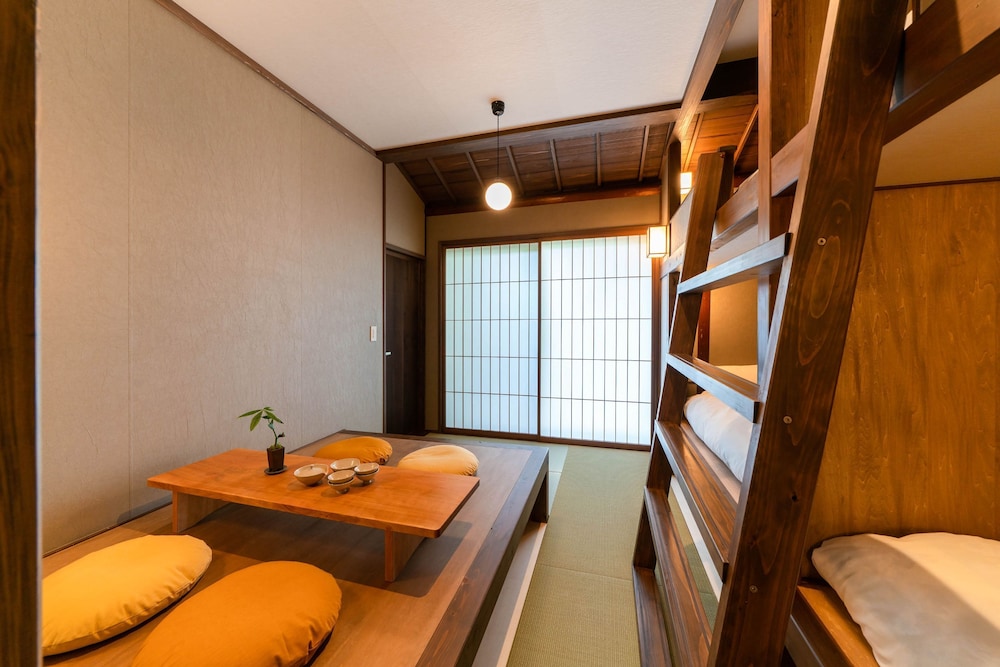 Superior Room, Multiple Beds, Ensuite