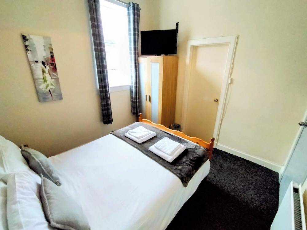 Economy Double Room (Compact) photo 3