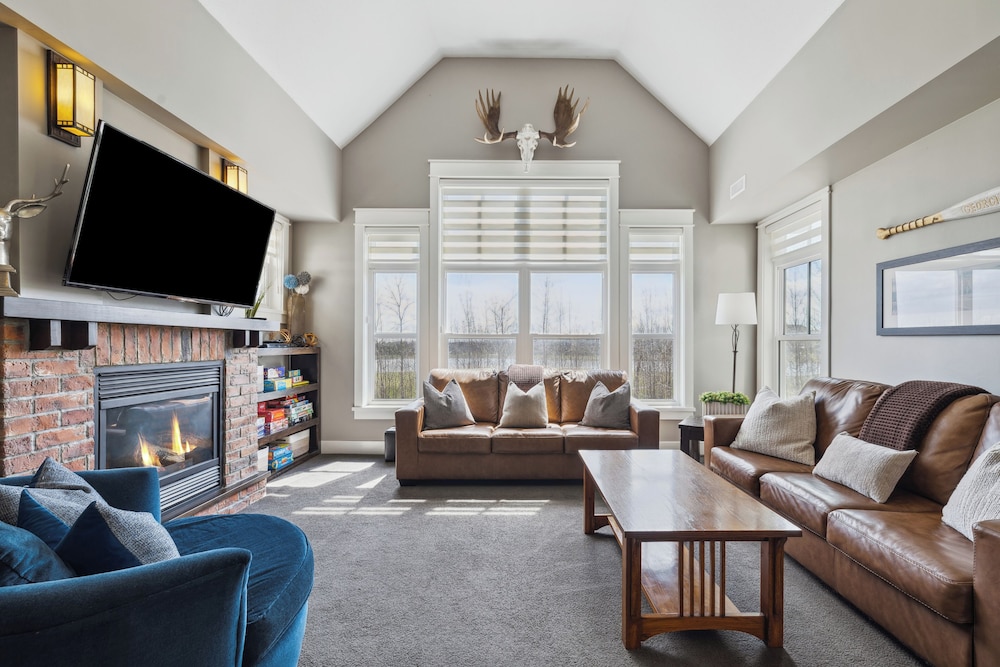 Premier Condo