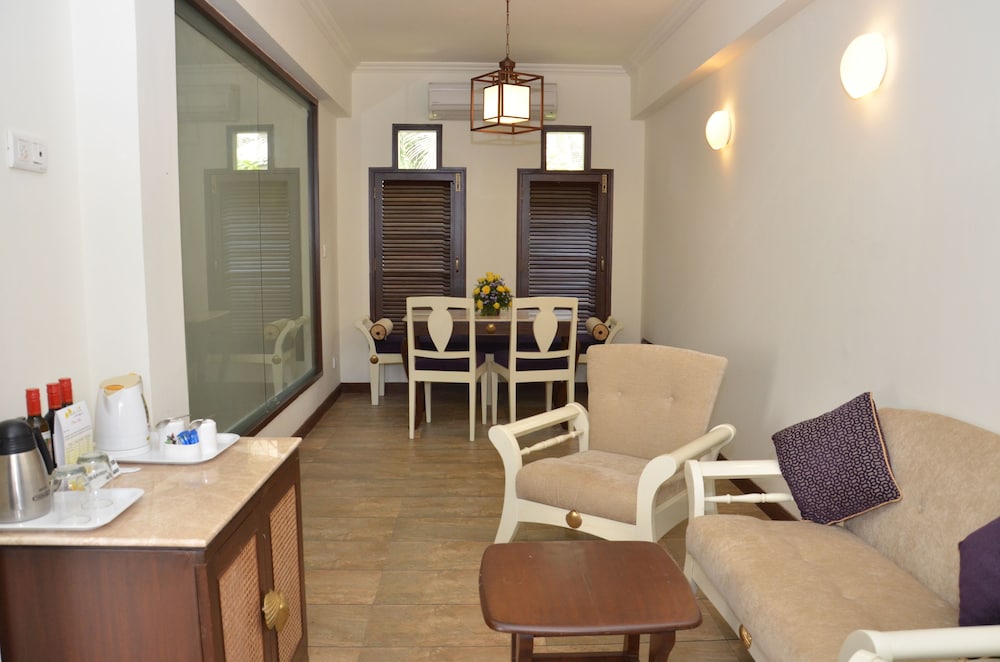 Suite - Photo 6