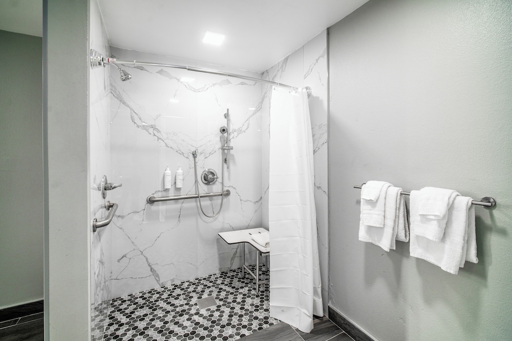 Pacific Inn & Suites, 사진 5
