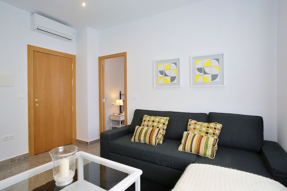 Apartment, Private Bathroom - Photo 25