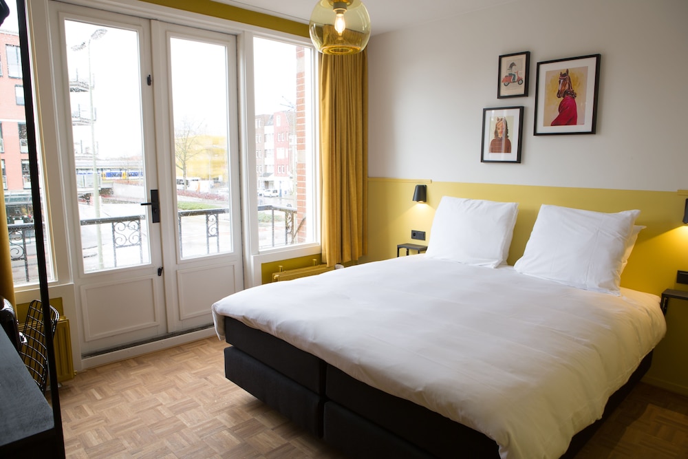 Deluxe Room, Balcony photo 3