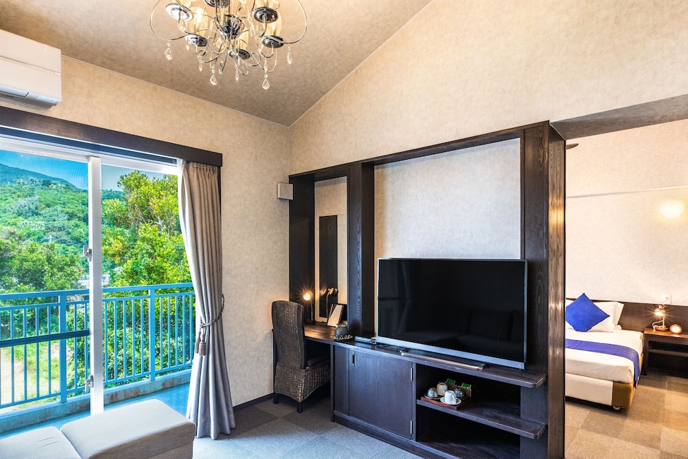 Luxury Room, Non Smoking (Adult Only 15 or over)