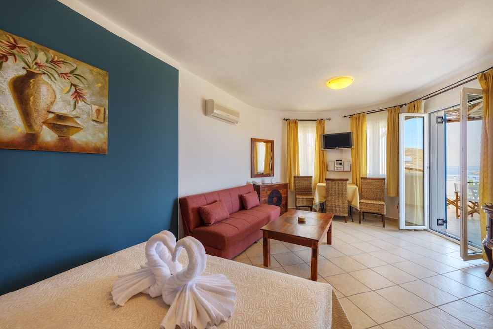 Classic Suite, Sea View photo 2