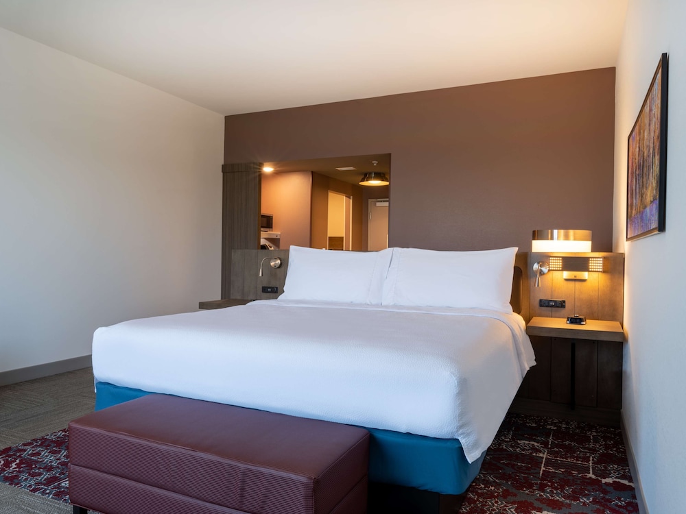 Classic Room, 1 King Bed - Photo 2