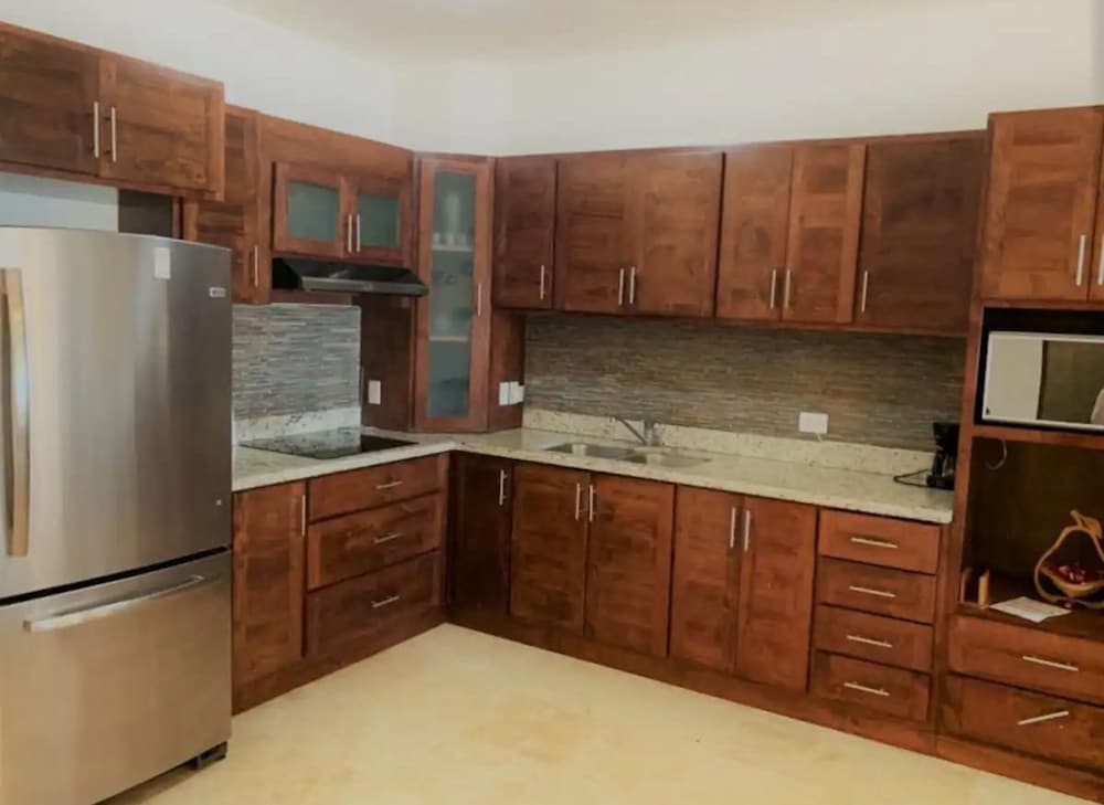 Basic Apartment photo 3