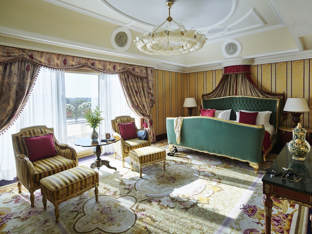 Presidential Suite, 1 King Bed photo 3