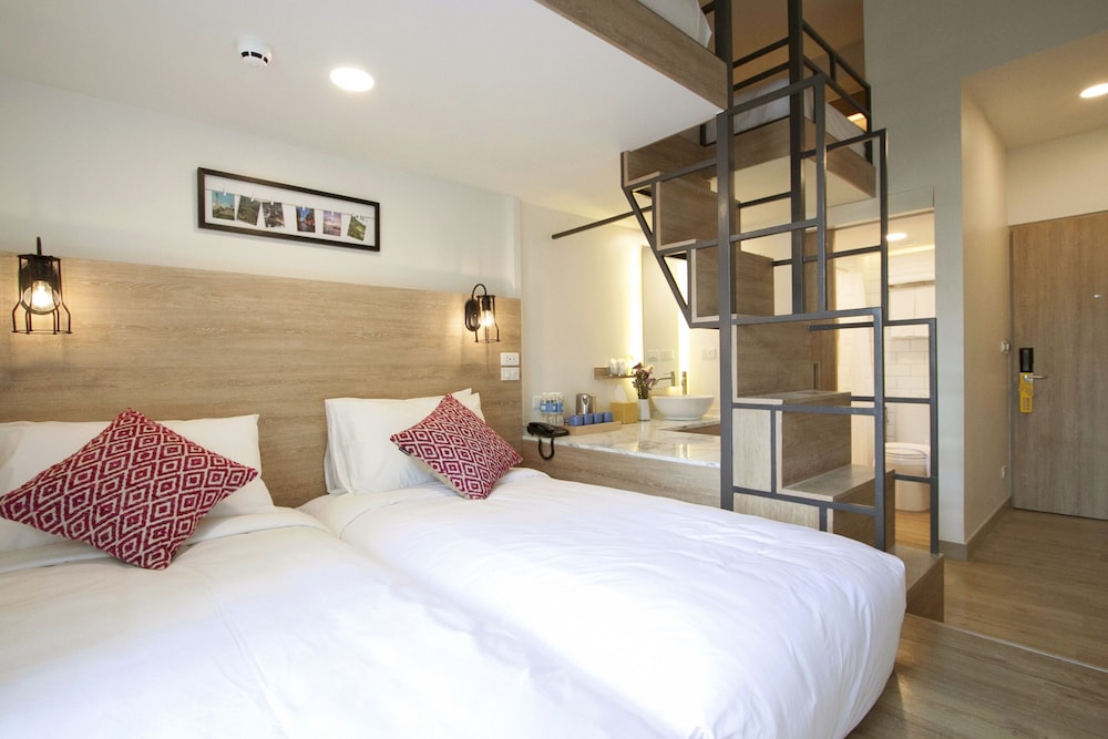 Family Twin Room