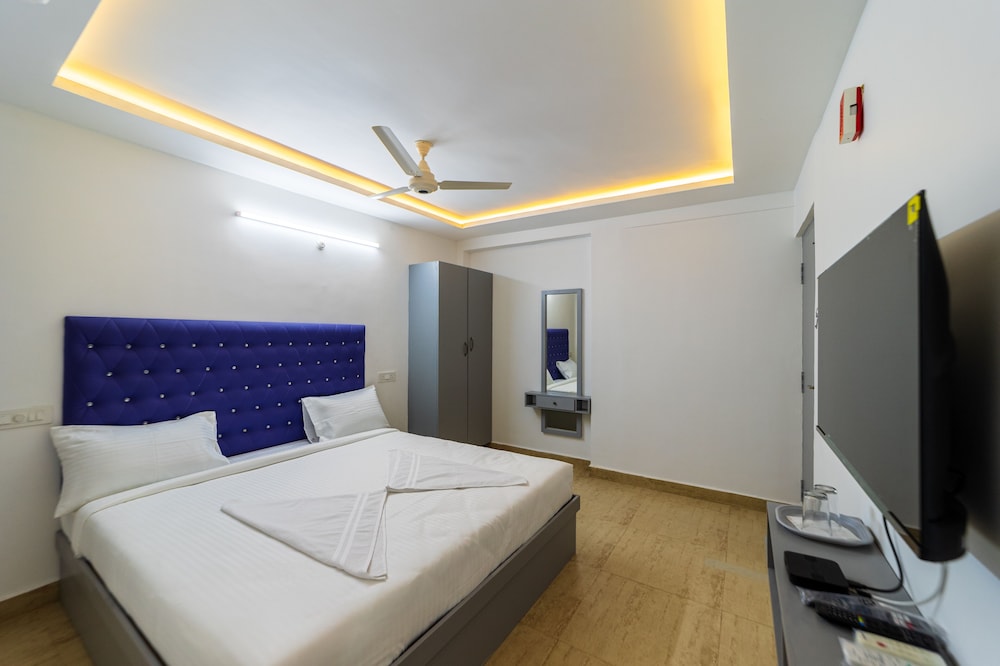 Deluxe Room - Photo 1