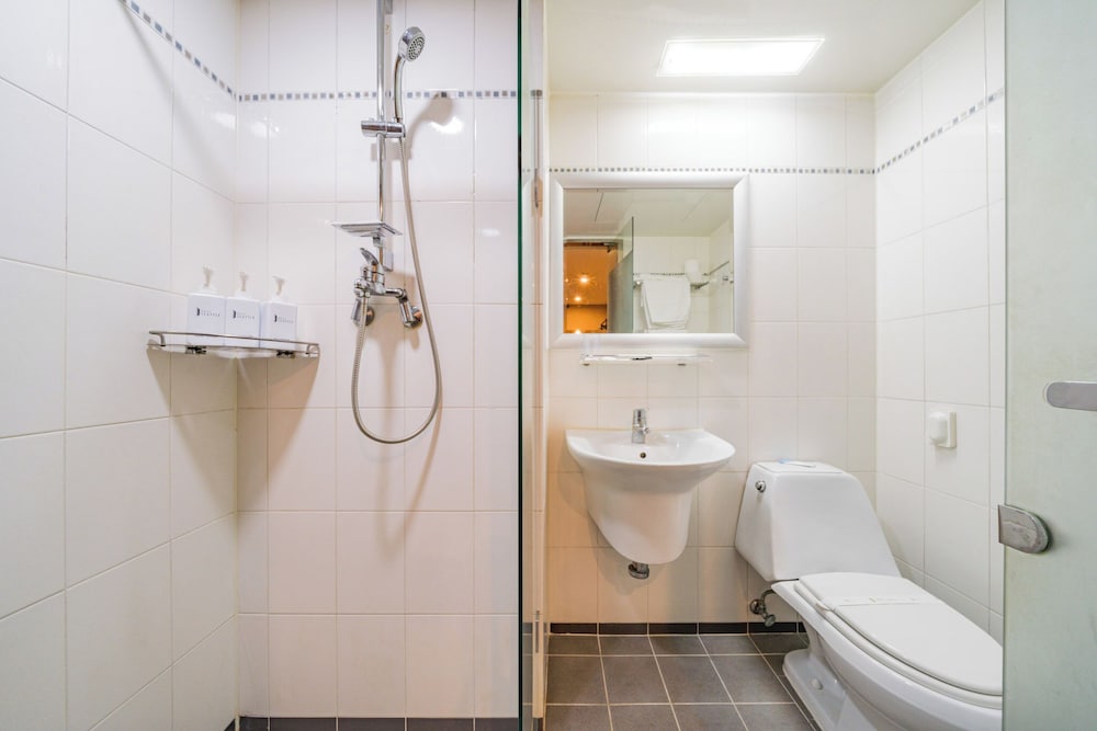 Luxury Twin Room, 2 Twin Beds - Photo 8