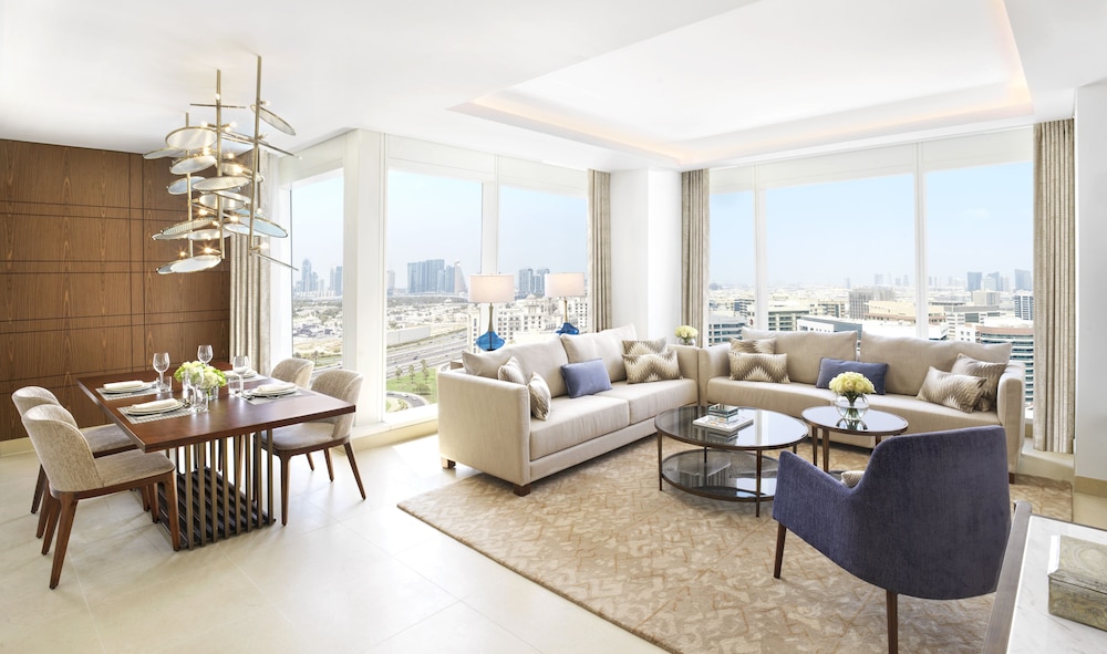 Apartment, 2 Bedrooms, King and Twin Bedrooms, Living Room