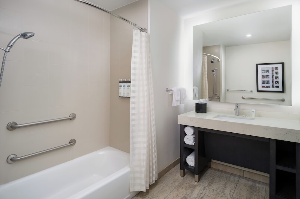 Suite, 1 Bedroom, Accessible, Bathtub (Kitchen)